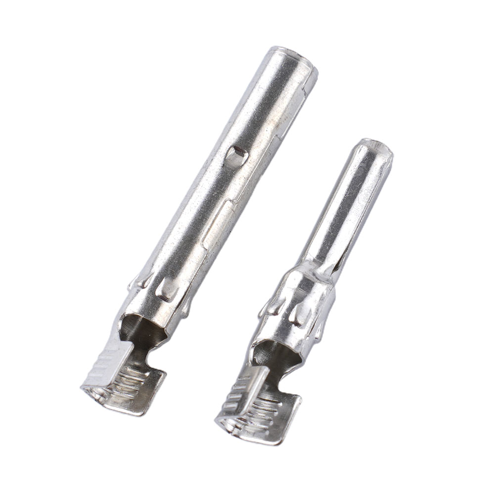 Outdoor Power Distributors - 屋外用効率的なソーラーパネル接続用IP67防水メスカップリングと電力分配器（5個セット）