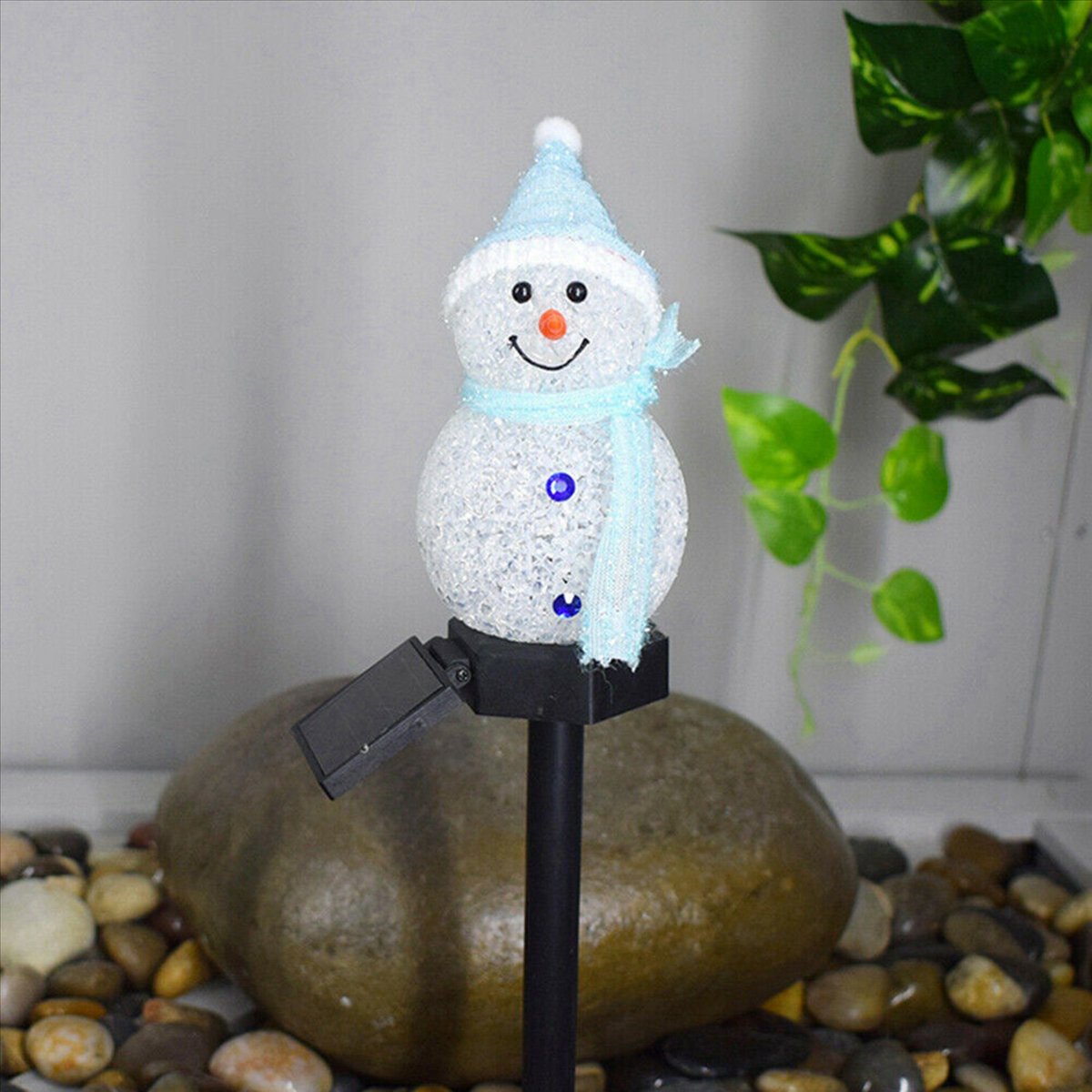 N84R 4X スノーマンソーラーライトクリスマス太陽光発電 - Outdoor Solar Power Xmas Lights のレビューと価格