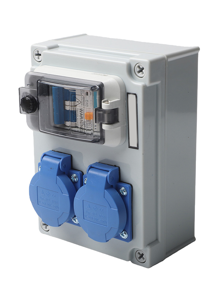 IP54保護電源分配器 250V 16A 定格電圧 IP54 - Outdoor Power Distributors のレビューと価格
